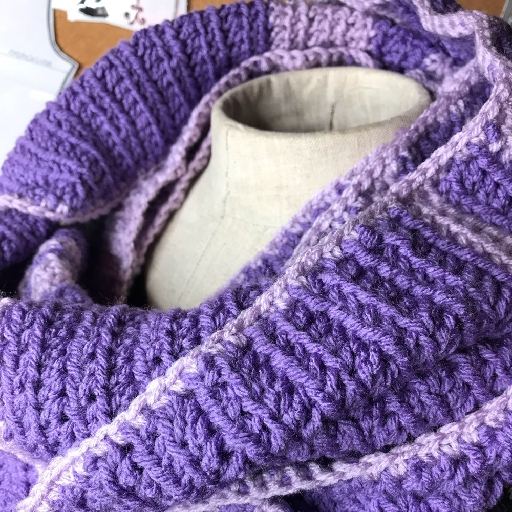 Infinity scarf - Picture 2 of 8